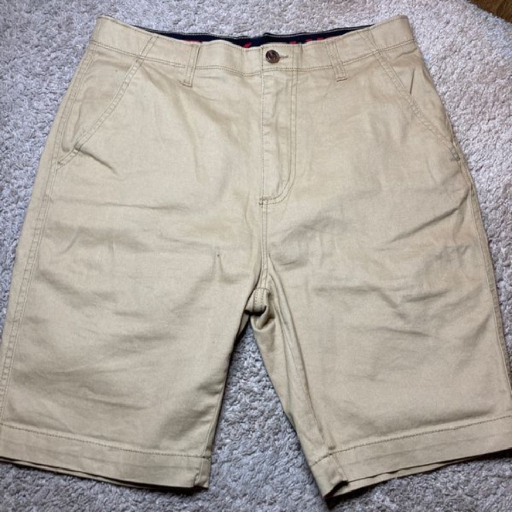 Khaki shorts